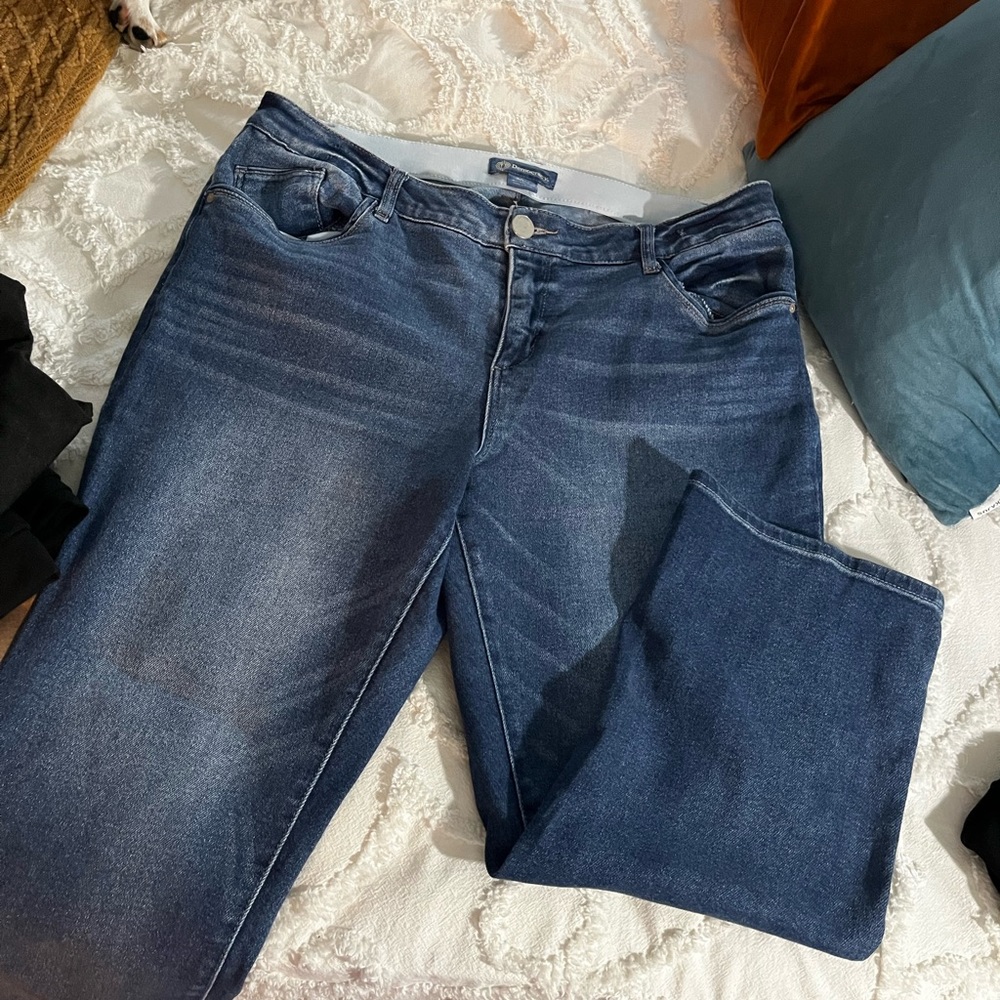 Stitch fix jeans bootleg/flare work a couple times size 20 short